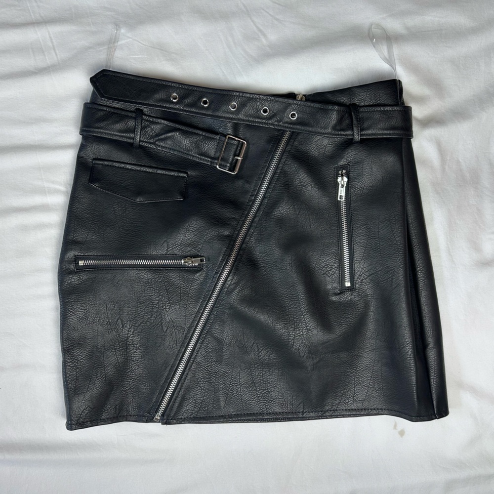 Fashion Nova Black Mini Skirt